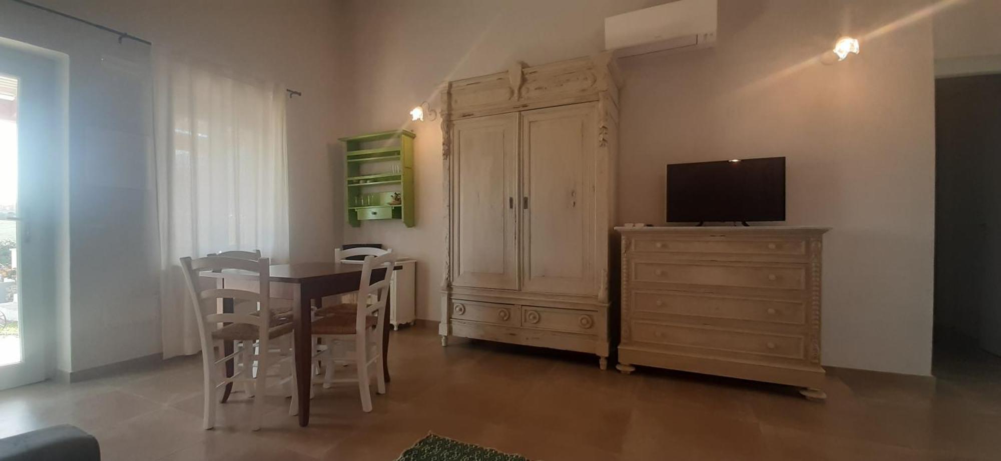 Lispusada B&B Biancareddu Bagian luar foto
